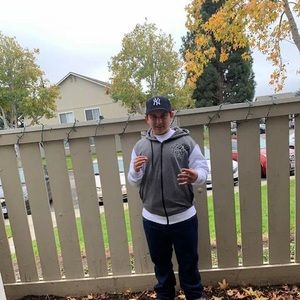 Meet your Posher, Robert